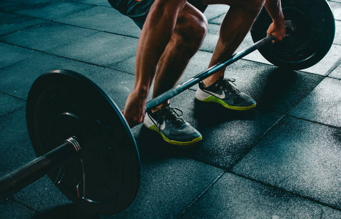 Skupinové cvičení ve fitness sále